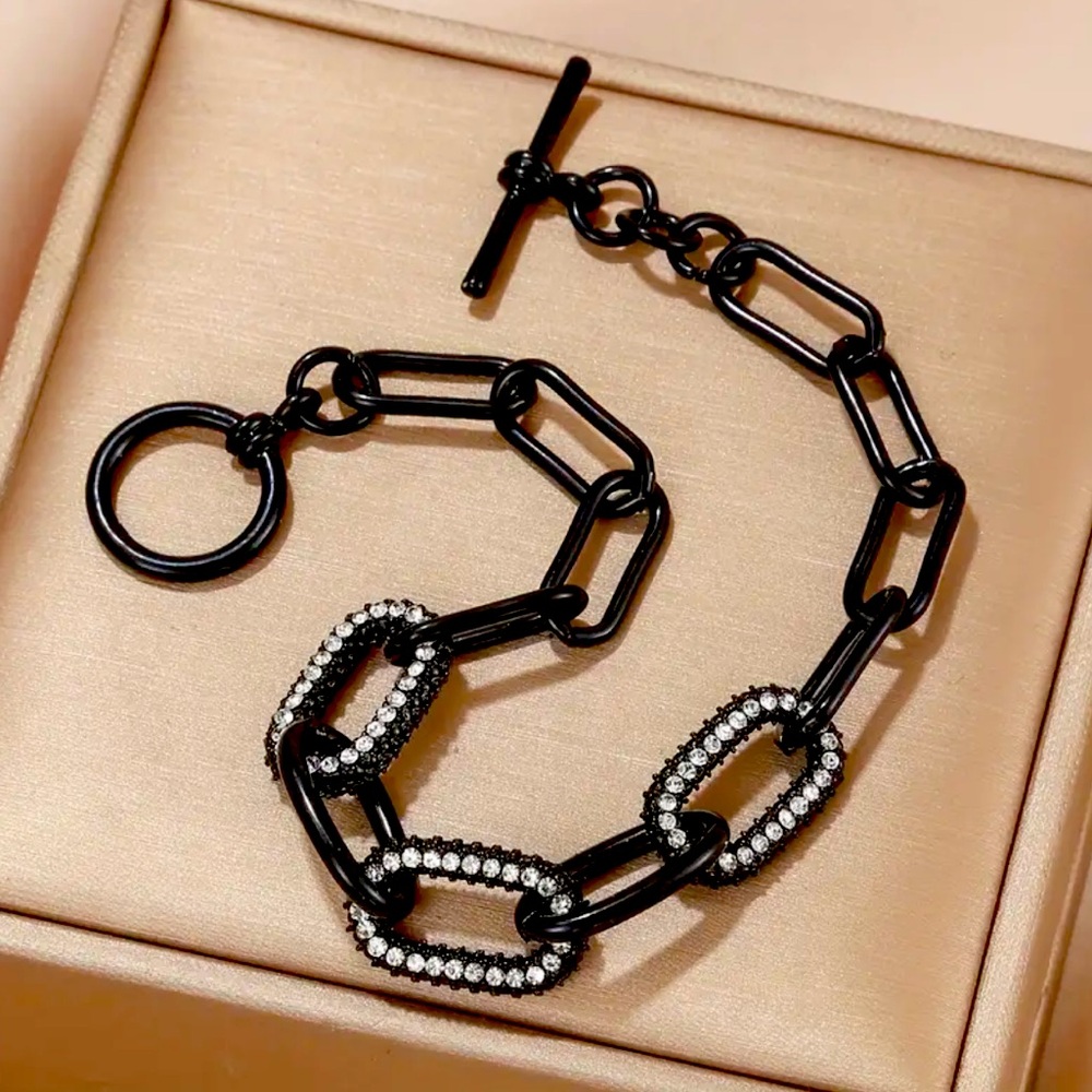Yurman Style Madison Chain Bracelet in Black with pave diamonds